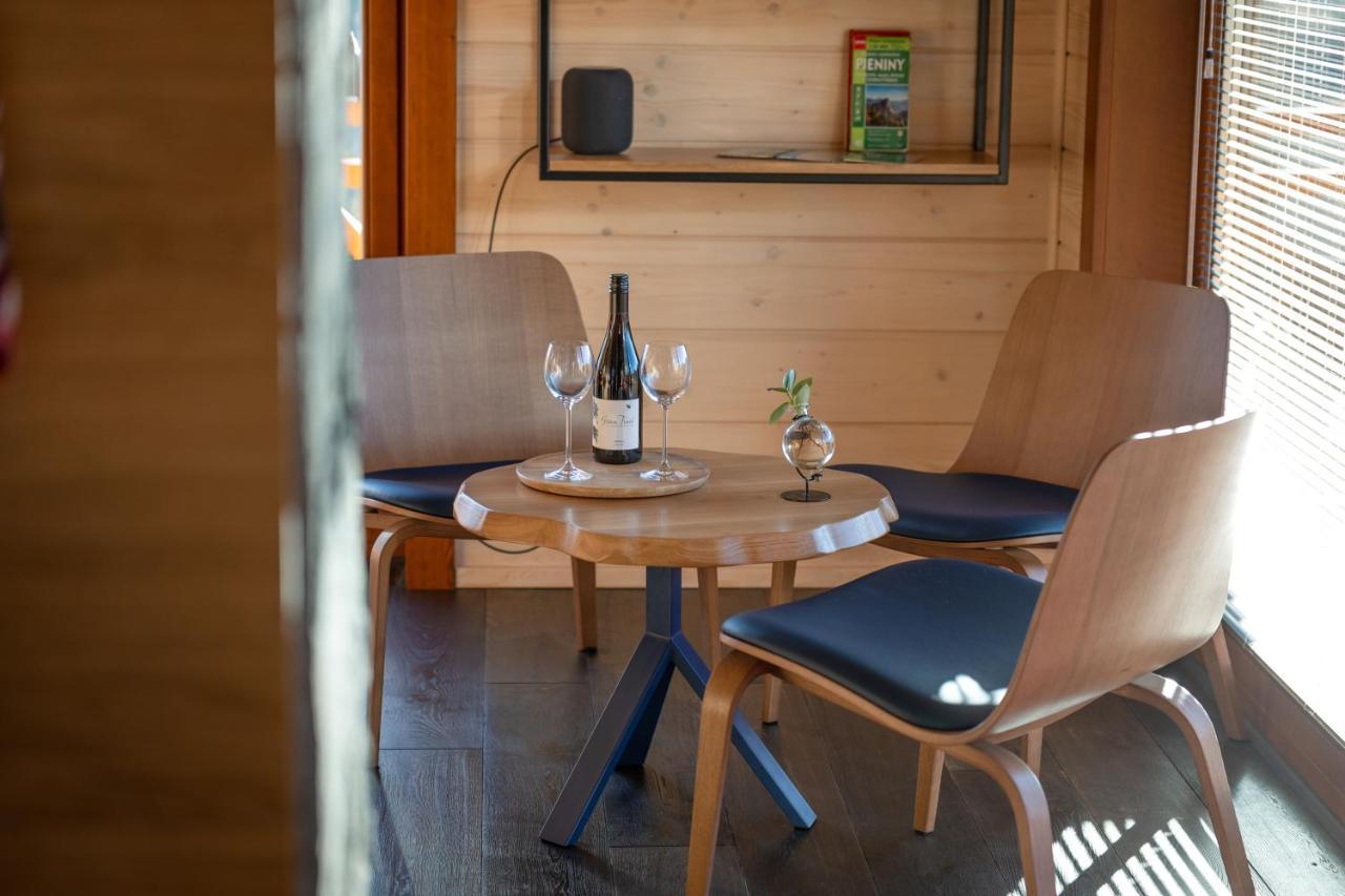 Houten Vakantiewoning "Reisnaarpolen" Royaal Ontbijt, Sauna En Hottub Czarna Góra Εξωτερικό φωτογραφία